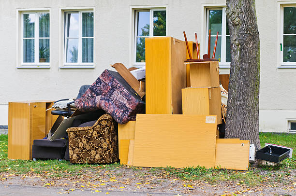 Best Professional Junk Removal  in Lowellville, OH